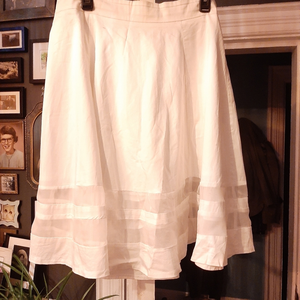 Amanda & Chelsea cotton skirt with tulle hem, size 14